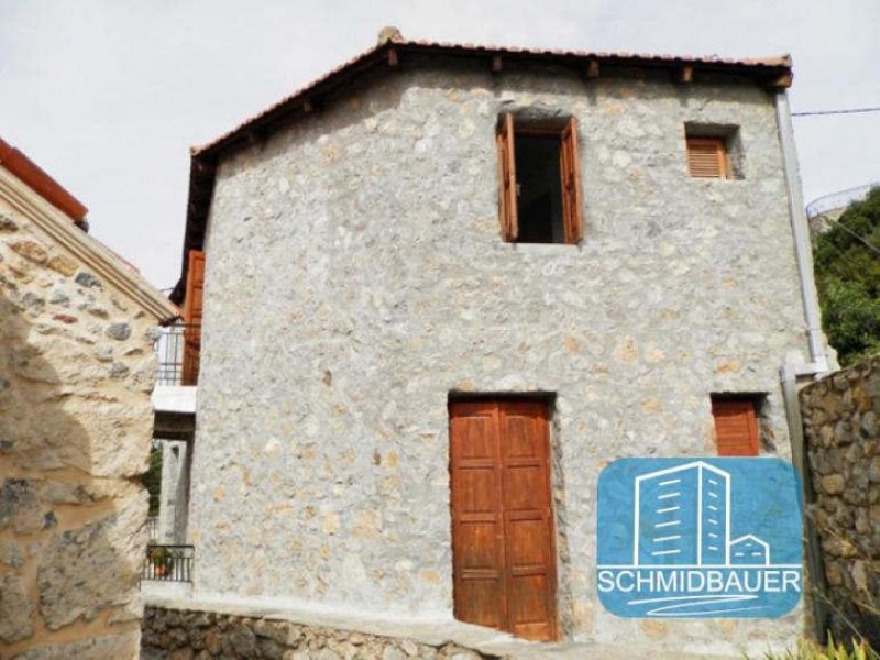 Agia Paraskevi Südkreta, Agia Paraskevi: Zweistöckiges traditionelles Steinhaus zu verkaufen Haus kaufen